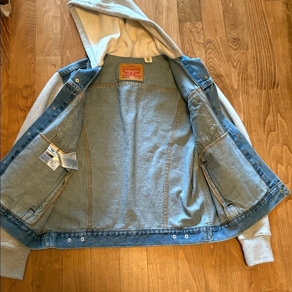 NEW! Levi's Vintage Fit Denim Jacket HYBRID HOODED TRUCKER JACKET Medium - Picture 4 of 7